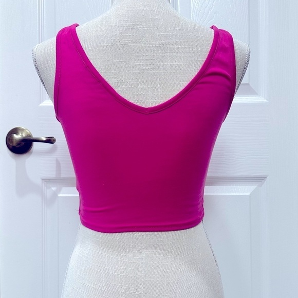 NWOT Pink Tank Crop Top size XS - Picture 3 of 5
